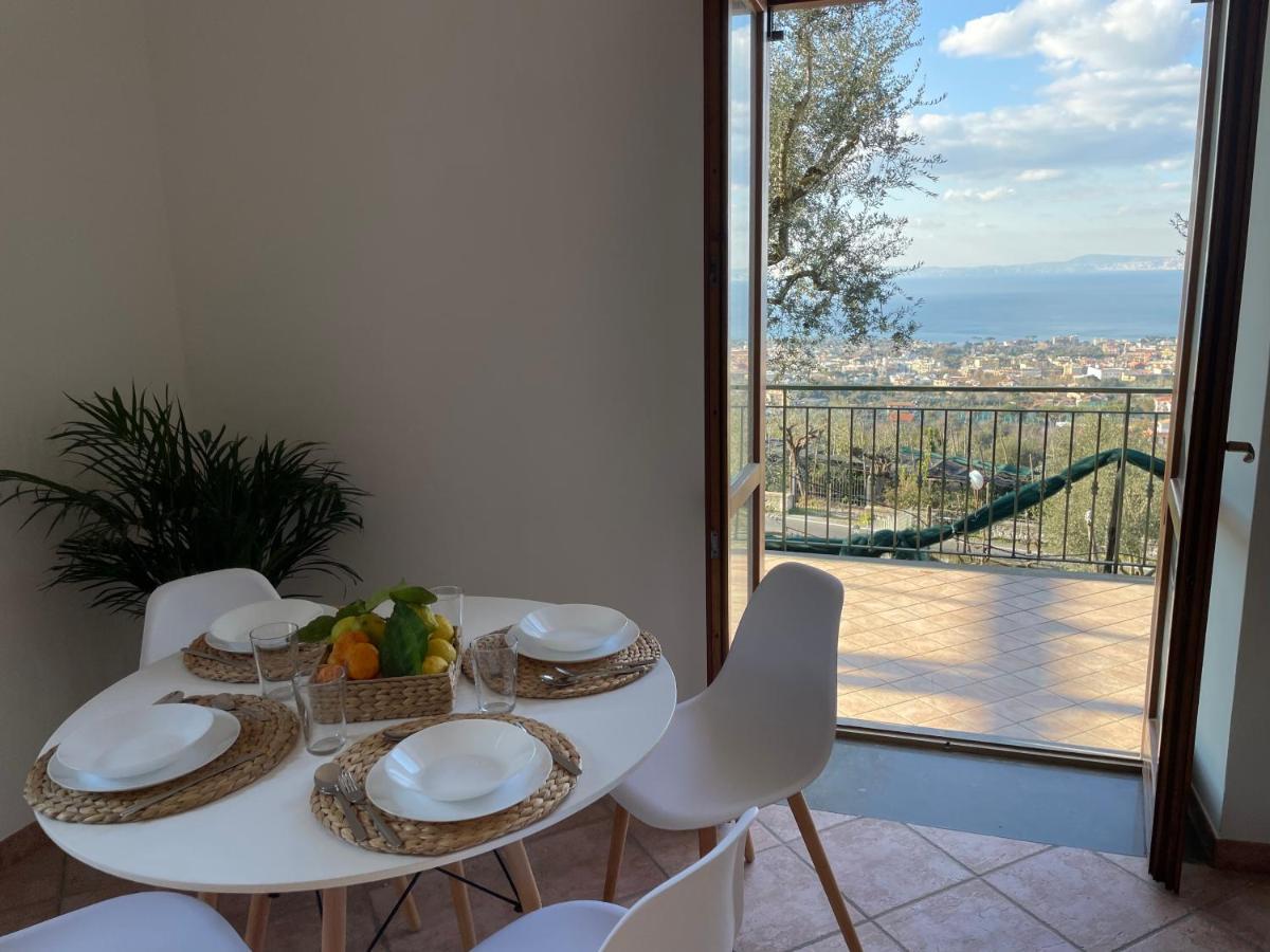 Sky View Villa Piano di Sorrento Exteriör bild