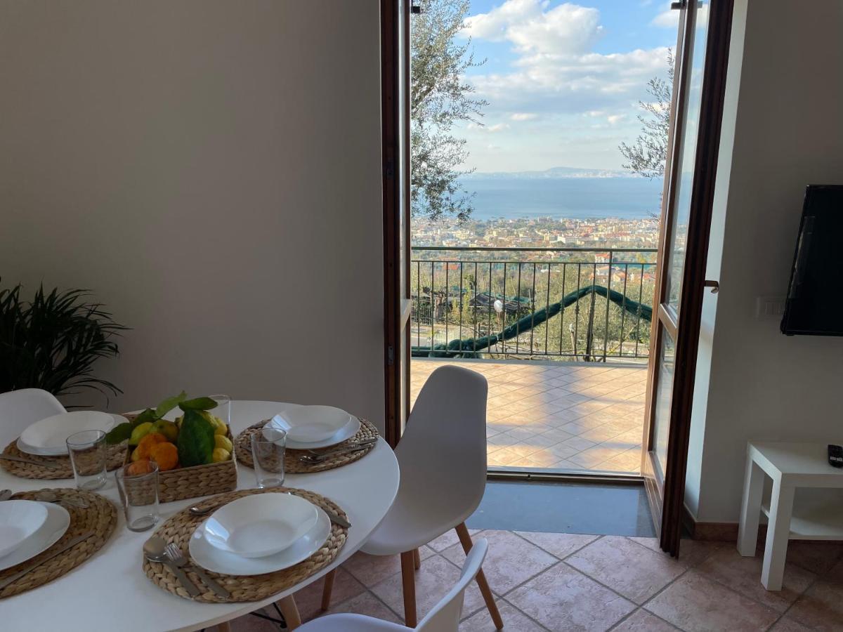 Sky View Villa Piano di Sorrento Exteriör bild