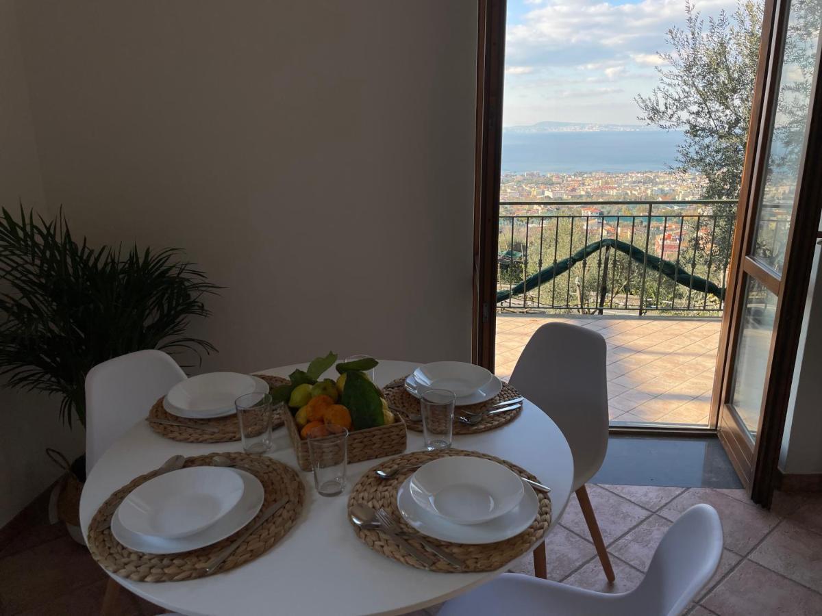 Sky View Villa Piano di Sorrento Exteriör bild