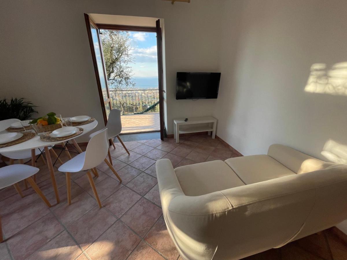 Sky View Villa Piano di Sorrento Exteriör bild