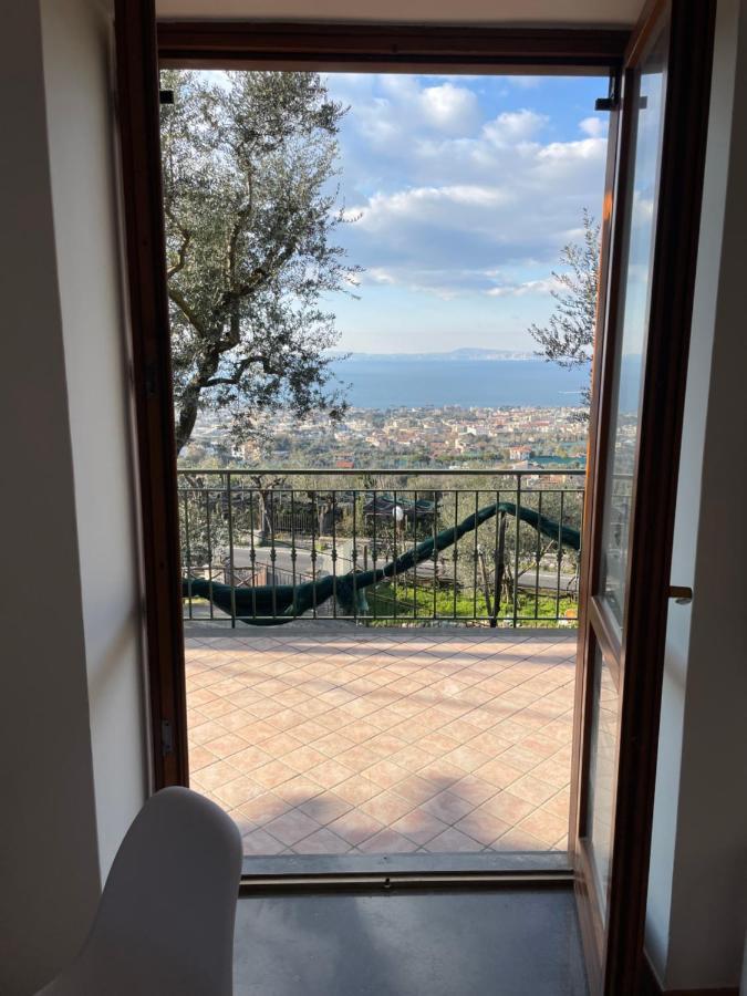 Sky View Villa Piano di Sorrento Exteriör bild