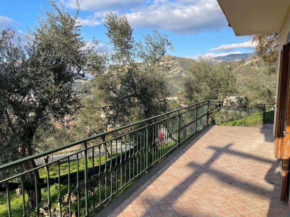 Sky View Villa Piano di Sorrento Exteriör bild