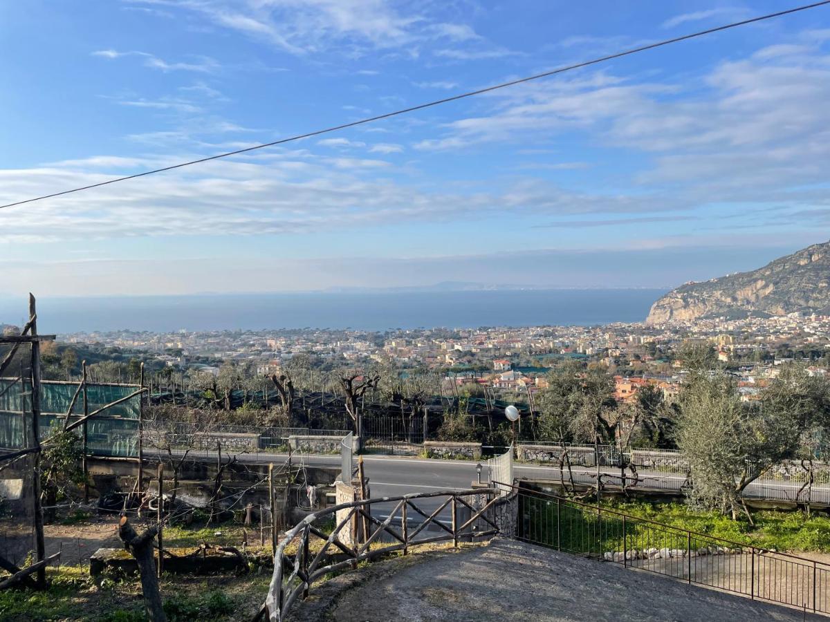 Sky View Villa Piano di Sorrento Exteriör bild
