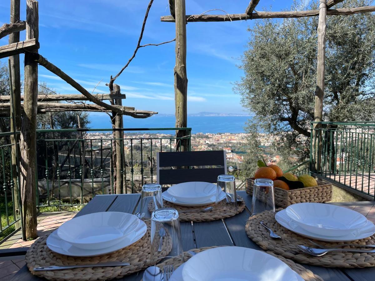 Sky View Villa Piano di Sorrento Exteriör bild