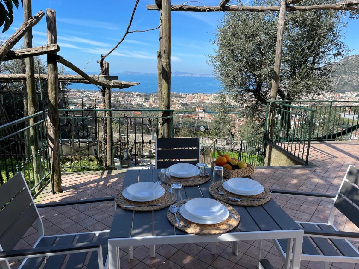 Sky View Villa Piano di Sorrento Exteriör bild